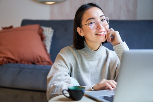 Stay Comfortable and Chic: Work-from-Home Outfit Ideas for Every Style